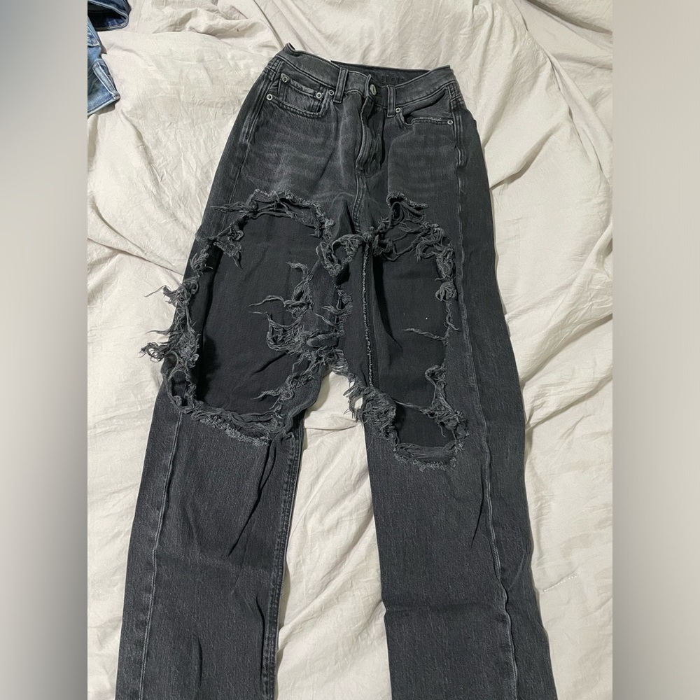 American Eagle mom jeans